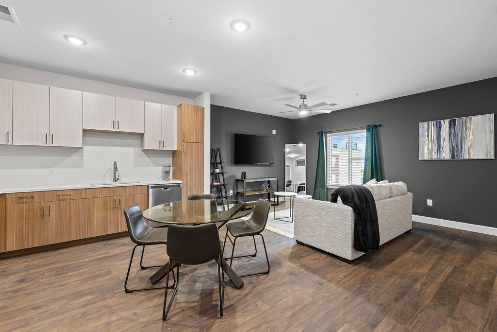 The Platinum Suite Penthouse The Gulch Nashville Bagian luar foto